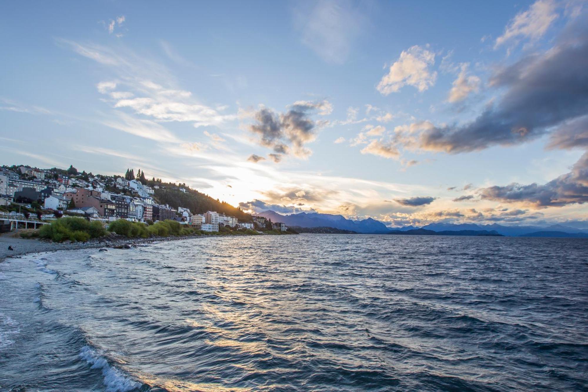 Socialtel Bariloche - Formerly Selina Bariloche 外观 照片